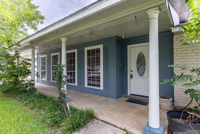 13026 Los Espanada, San Antonio, TX 78233