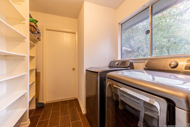 13026 Los Espanada, San Antonio, TX 78233
