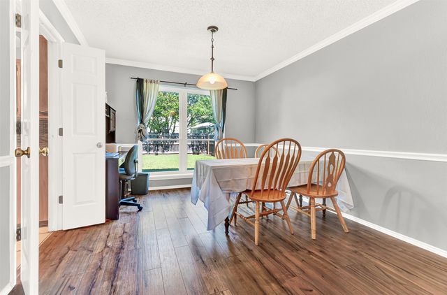 2828 Linden Lane, Grand Prairie, TX 75052