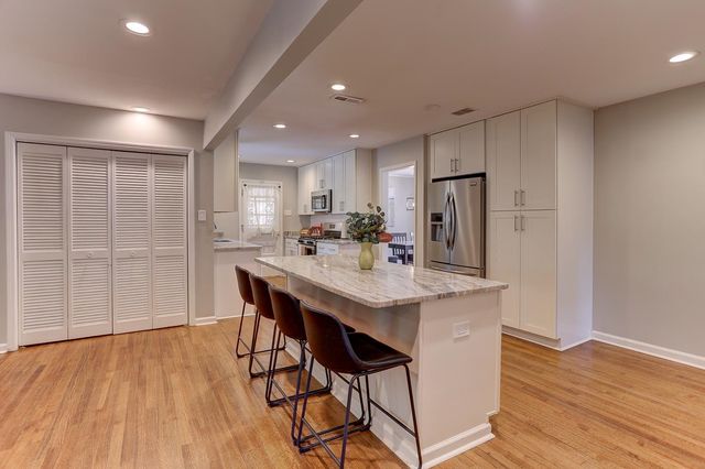 4908 MOCKINGBIRD LN, Memphis, TN 38117