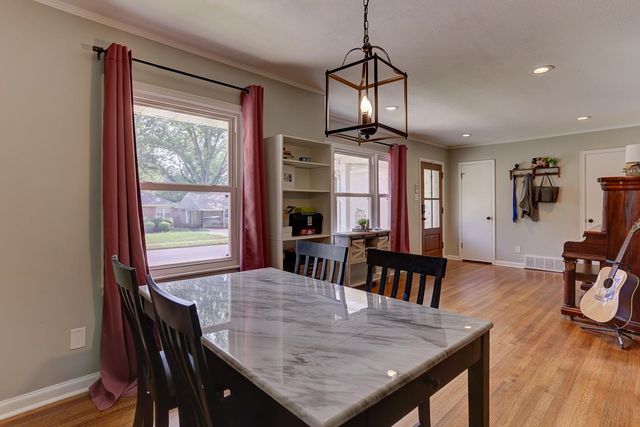 4908 MOCKINGBIRD LN, Memphis, TN 38117