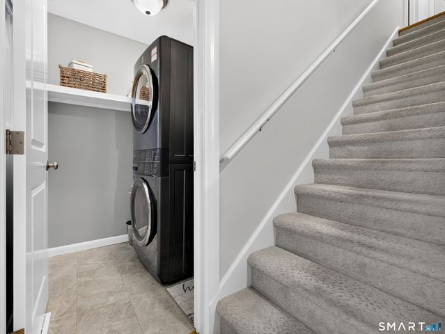 246 Greens Farm Road 246, Branford, CT 06405