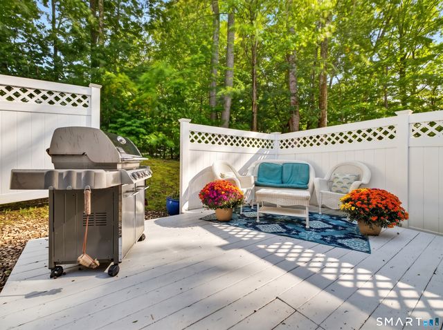 246 Greens Farm Road 246, Branford, CT 06405