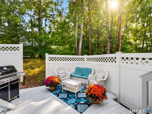 246 Greens Farm Road 246, Branford, CT 06405