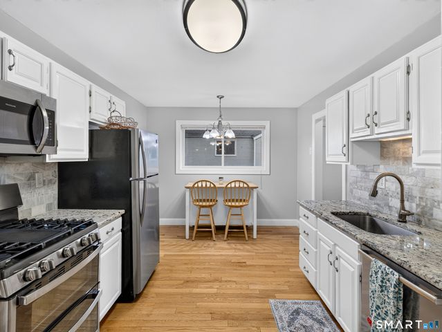 246 Greens Farm Road 246, Branford, CT 06405