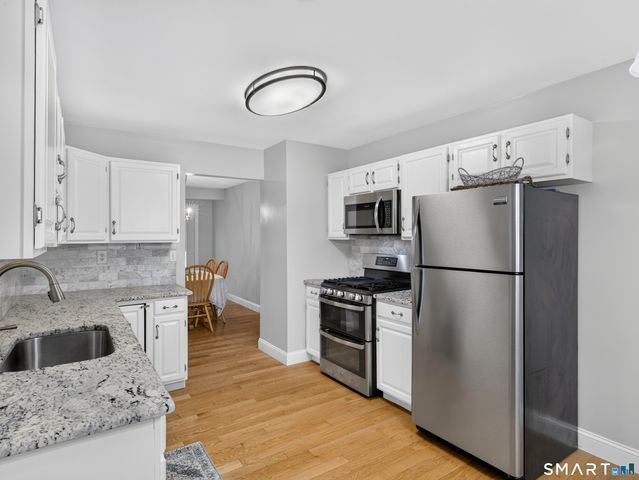 246 Greens Farm Road 246, Branford, CT 06405