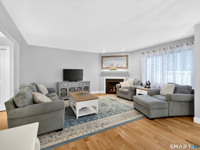 246 Greens Farm Road 246, Branford, CT 06405