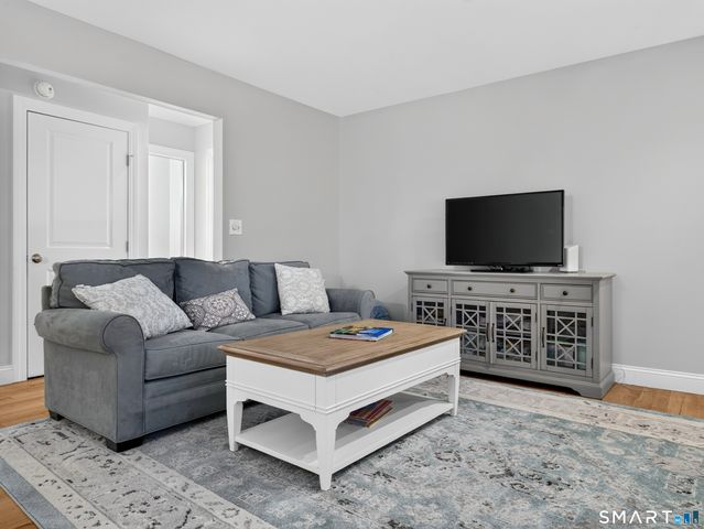 246 Greens Farm Road 246, Branford, CT 06405