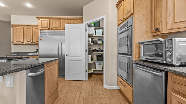 1712 Powis Lane, Fruita, CO 81521
