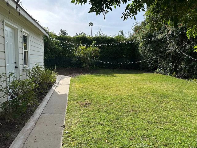 15440 Dickens Street, Sherman Oaks, CA 91403
