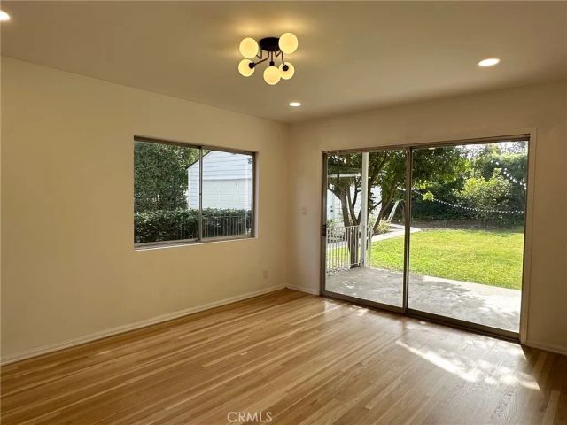 15440 Dickens Street, Sherman Oaks, CA 91403