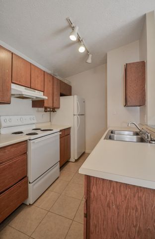 20 Woodland Hills Drive, 10, Southgate, KY 41071