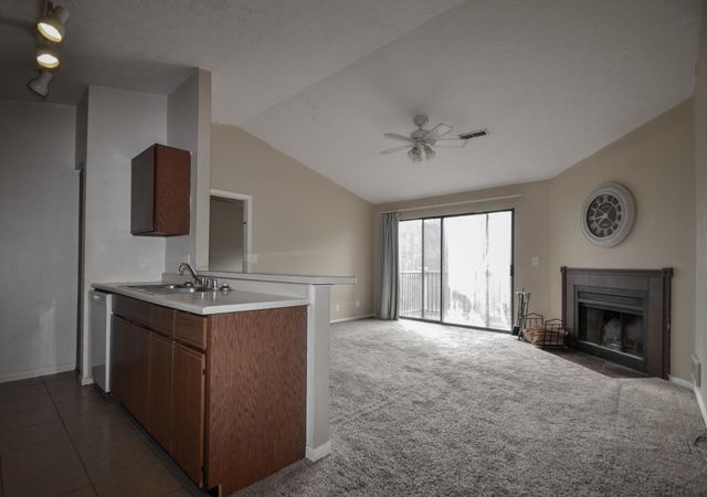 20 Woodland Hills Drive, 10, Southgate, KY 41071