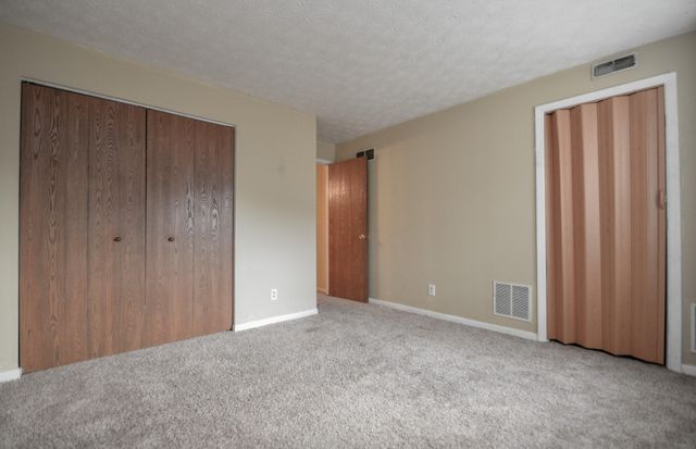 20 Woodland Hills Drive, 10, Southgate, KY 41071