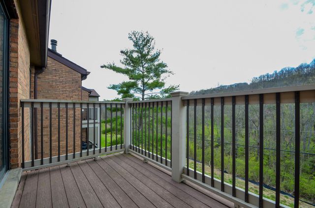 20 Woodland Hills Drive, 10, Southgate, KY 41071