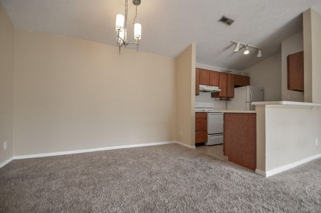 20 Woodland Hills Drive, 10, Southgate, KY 41071