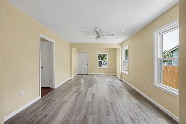 1138 Golla Dr, Corpus Christi, TX 78407