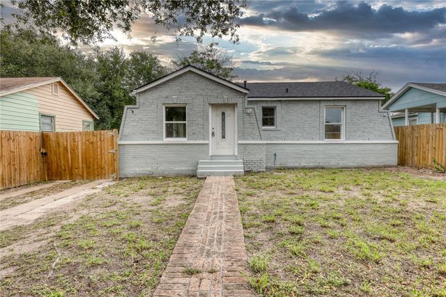 1138 Golla Dr, Corpus Christi, TX 78407
