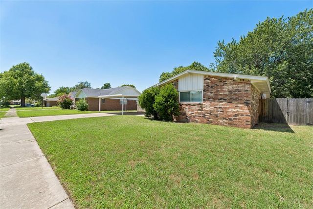 1703 Chaucer Drive, Norman, OK 73069
