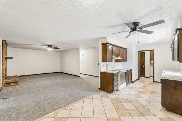 1703 Chaucer Drive, Norman, OK 73069