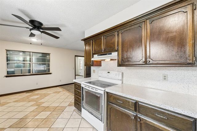1703 Chaucer Drive, Norman, OK 73069