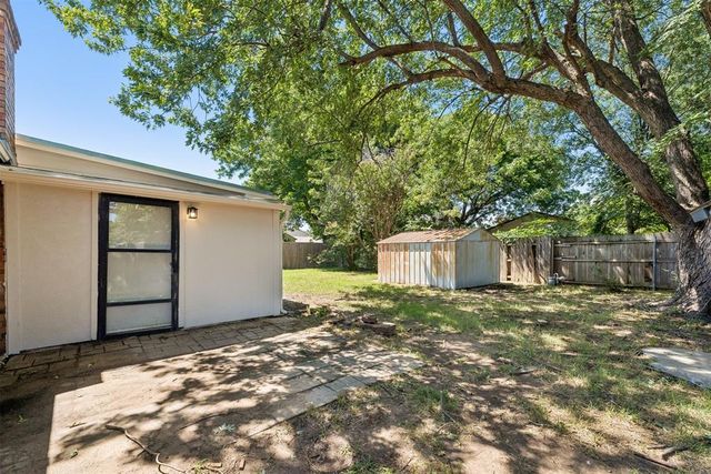 1703 Chaucer Drive, Norman, OK 73069