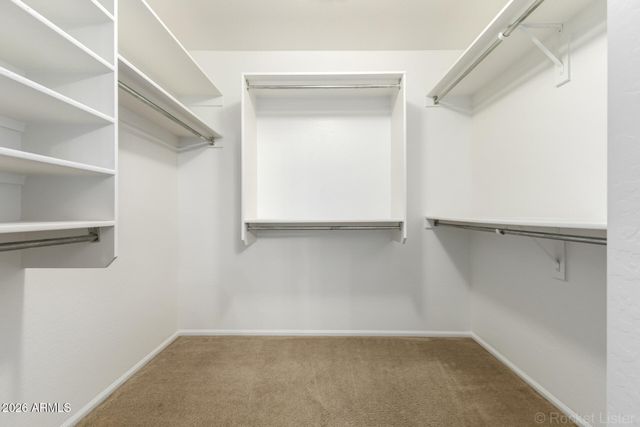 5635 W SOUTHGATE Avenue, Phoenix, AZ 85043