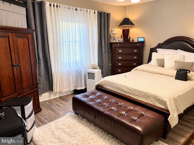 2810 E NORTHERN PKWY, Baltimore, MD 21214