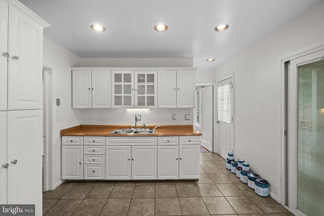 4120 VILLA NOVA RD, Baltimore, MD 21207