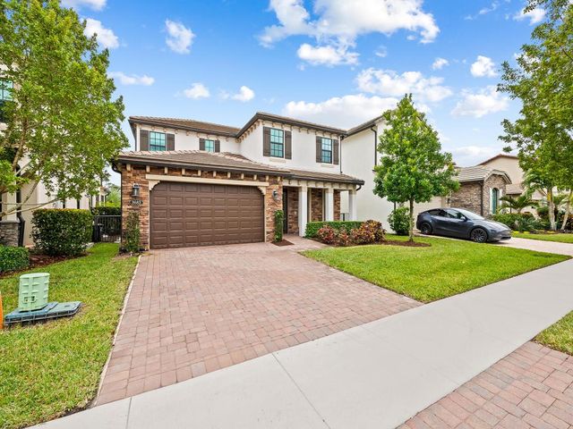 8683 Grand Prix Lane, Boynton Beach, FL 33472