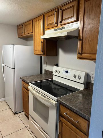865 SKY LAKE CIRCLE A, Orlando, FL 32809