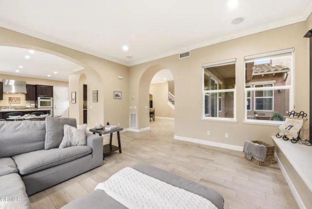 3239 Buttercup Lane, Camarillo, CA 93012