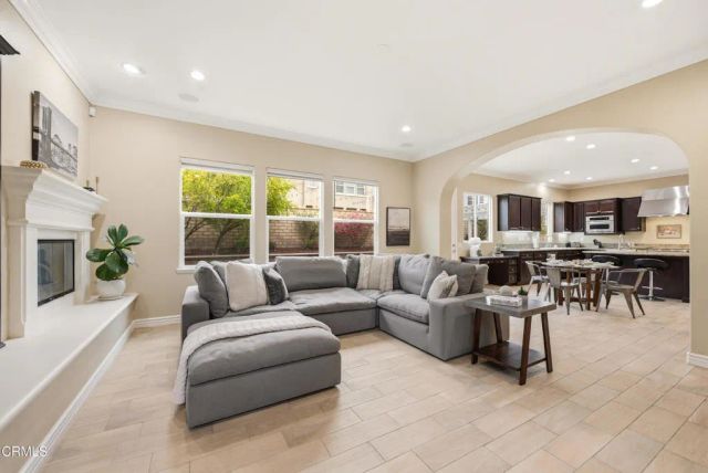 3239 Buttercup Lane, Camarillo, CA 93012