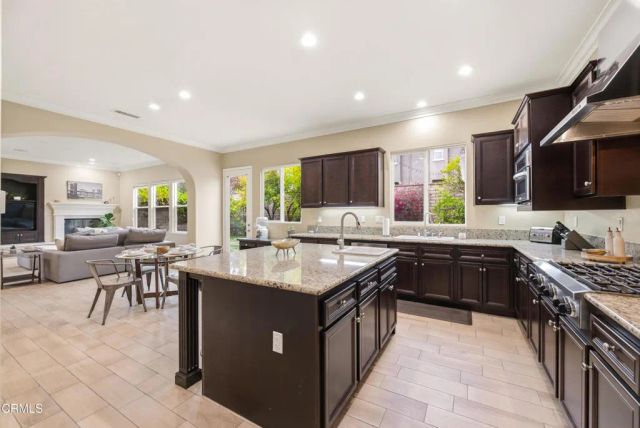 3239 Buttercup Lane, Camarillo, CA 93012