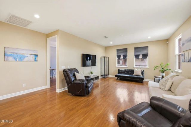 3239 Buttercup Lane, Camarillo, CA 93012