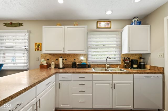 4078 W Fairview Road, Greenwood, IN 46142