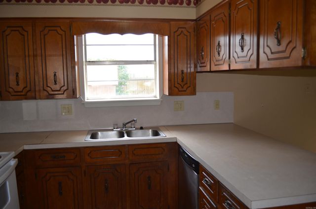 41 S 10th Street, Cabot, AR 72023