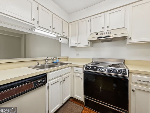 1800 Clairmont Lk A525, Decatur, GA 30033