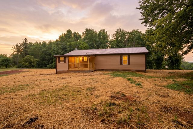 292 Harmony Rd, Gainesboro, TN 38562