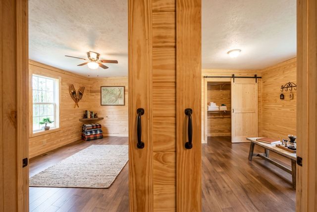 292 Harmony Rd, Gainesboro, TN 38562