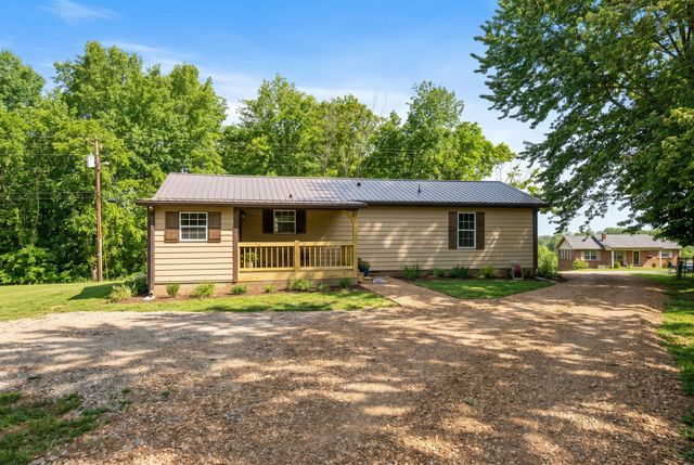 292 Harmony Rd, Gainesboro, TN 38562