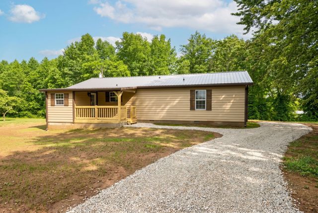 292 Harmony Rd, Gainesboro, TN 38562