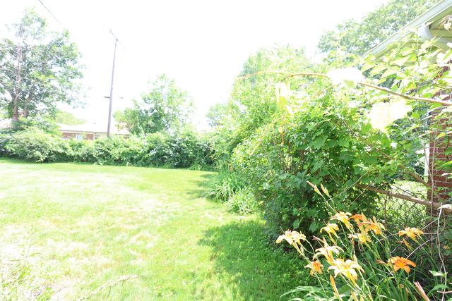 23700 Radclift Street, Oak Park, MI 48237