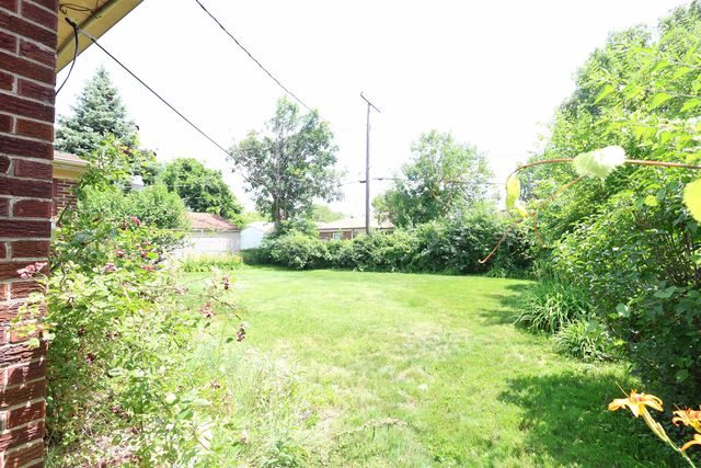23700 Radclift Street, Oak Park, MI 48237