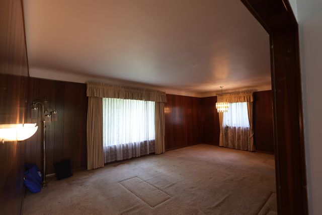 23700 Radclift Street, Oak Park, MI 48237