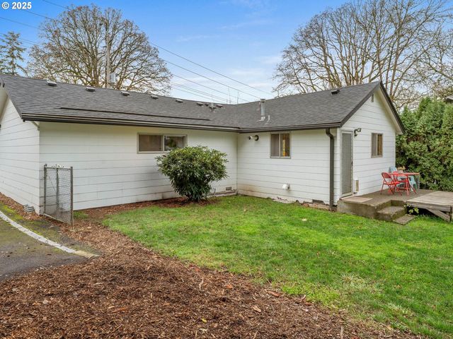 7333 Sw PINE St, Portland, OR 97223