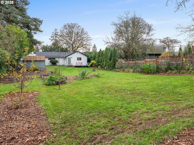 7333 Sw PINE St, Portland, OR 97223