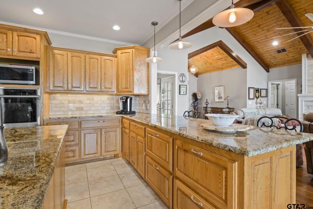 398 Private Road 2939, Pittsburg, TX 75686