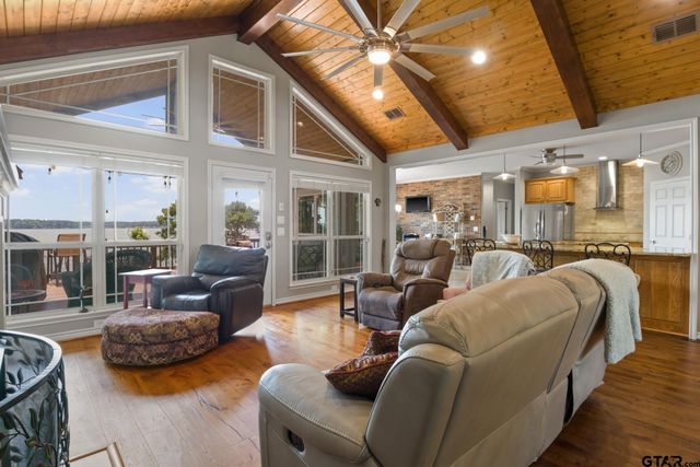 398 Private Road 2939, Pittsburg, TX 75686