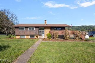 317 Simmons Avenue, Erwin, TN 37650